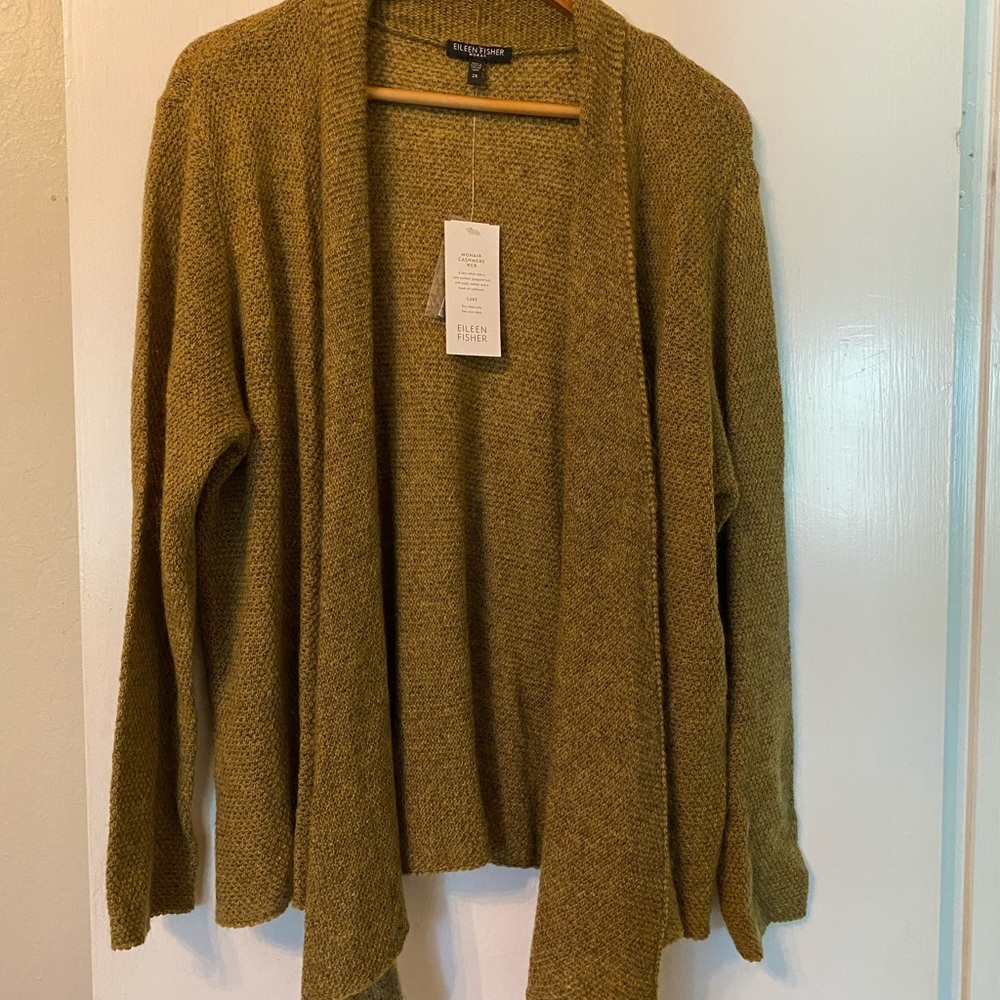 Eileen Fisher women’s jacket. Size 2 XL.